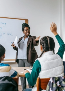 Cours particuliers d'Anglais, Français, Allemand,... niveau 6ème-Tle