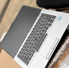 Dell Latitude 5410 i5 10e Gén 16Go RAM SSD 512Go Neuf
